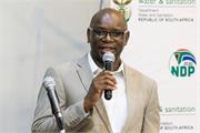 Gauteng Provincial Head Mr Justice Maluleke welcoming the National Youth Water Prize participants 04